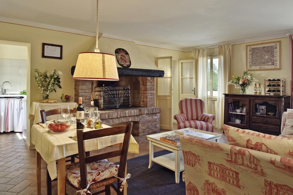 Agriturismo La Montecchia Сельваццано-Дентро Экстерьер фото